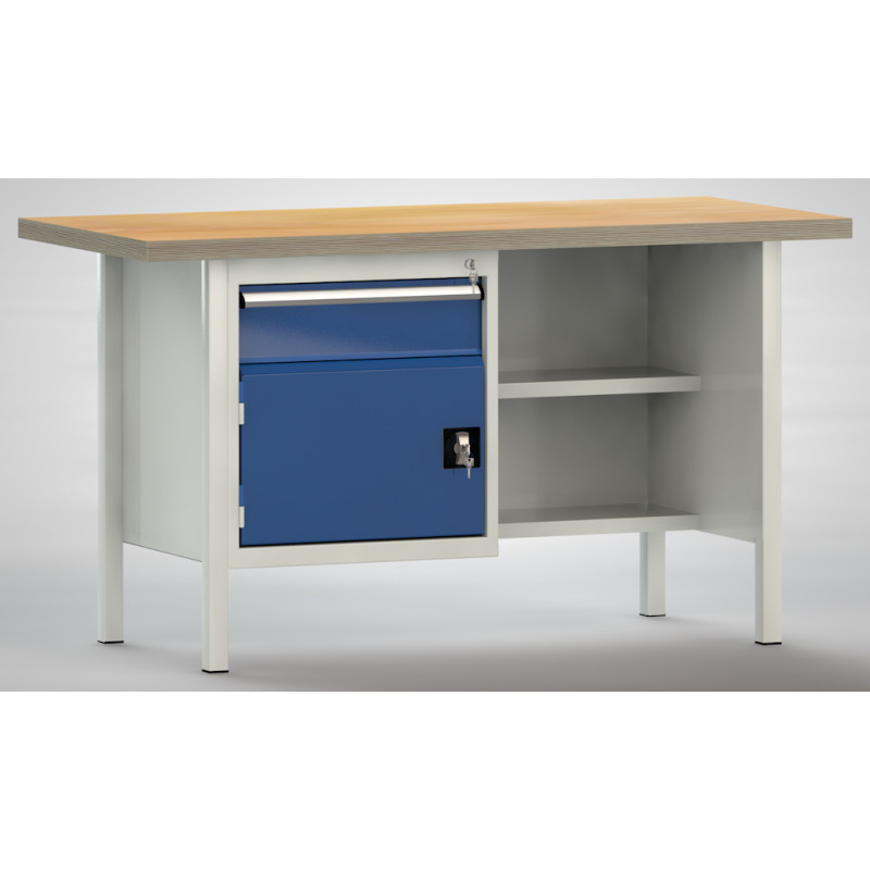 Werkbank mit einer Buchen-Multiplexplatte einer Schublade und zwei Stahlblechablagen.